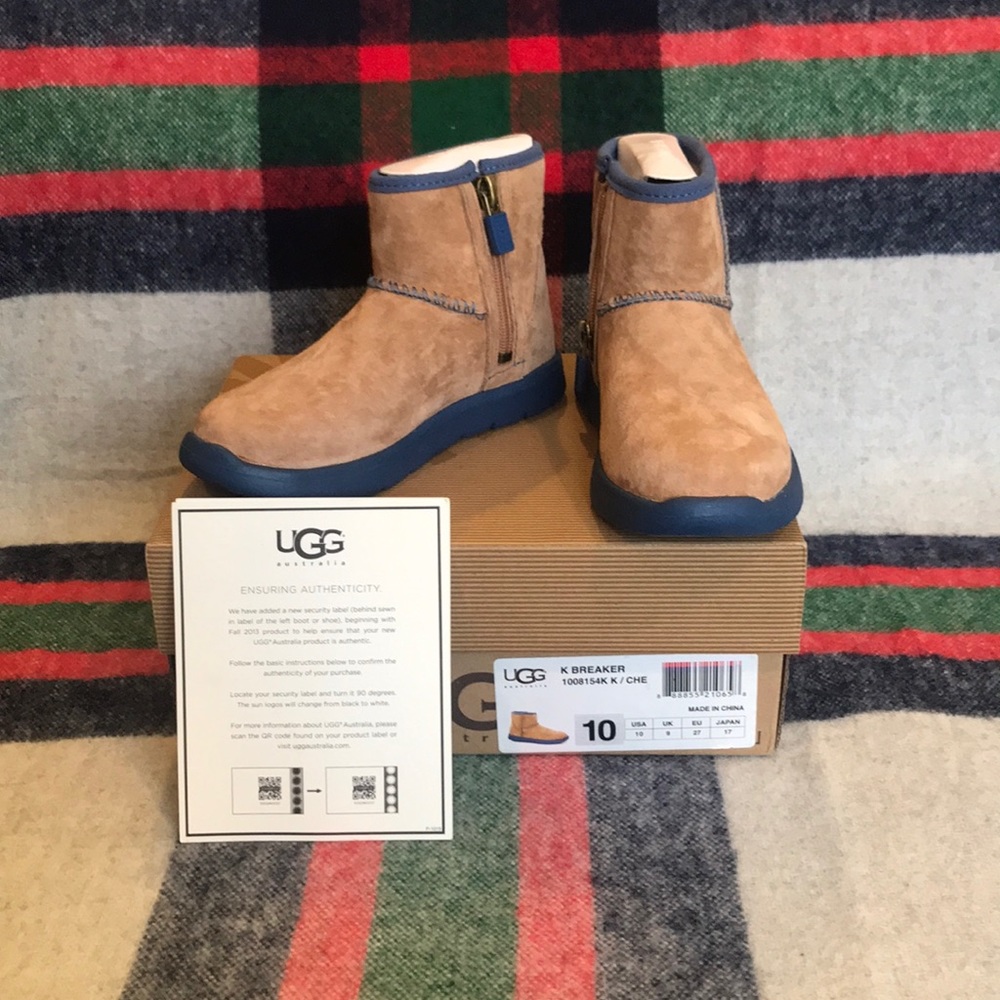 BNIB Authentic boys Ugg Breaker zip up boot -Sz10